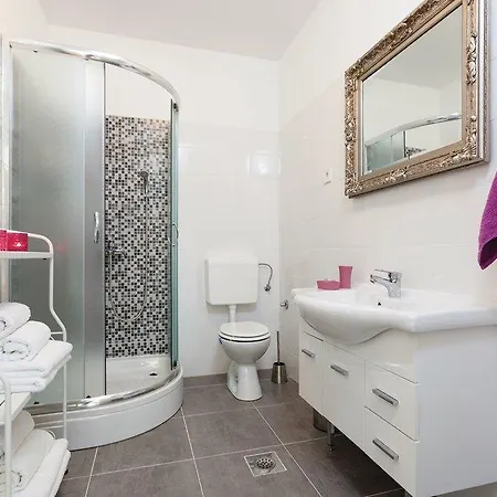 Apartman Vranjic 14251b *